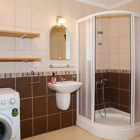 Willa Limon By Important Group Travel Bitez