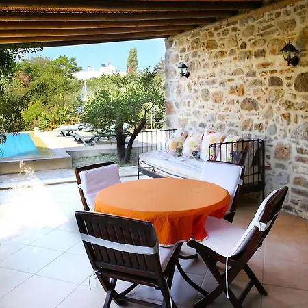 Limon By Important Group Travel Вилла *