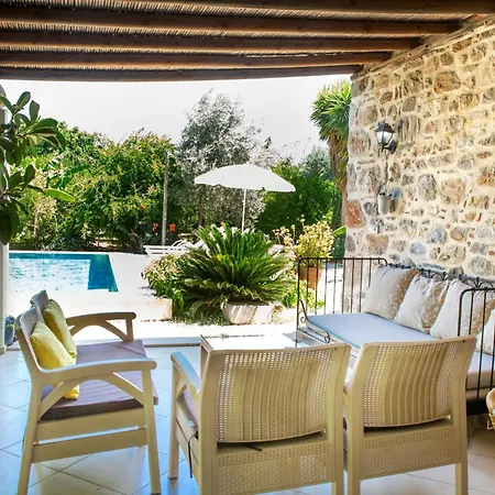 Limon By Important Group Travel Villa