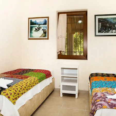 Limon By Important Group Travel Битез